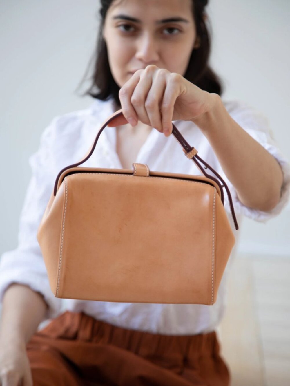 The Backward Vendor Medicine Bag in Natural Leather
